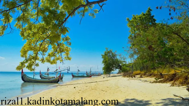 Gili Iyang: Pulau Oksigen dengan Udara Terbersih di Indonesia